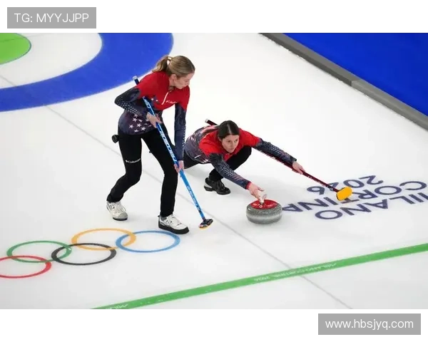 [冰雪]世界女子冰壶锦标赛半决赛：中国VS瑞士.
